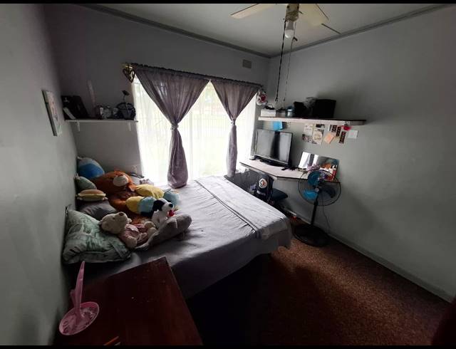 4 BEDROOM HOUSE FOR SALE IN VANDERBIJLPARK CW 5